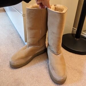 Ugg Vintage Ultra Tall Genuine Shearling Lined Beige Tan Size 9